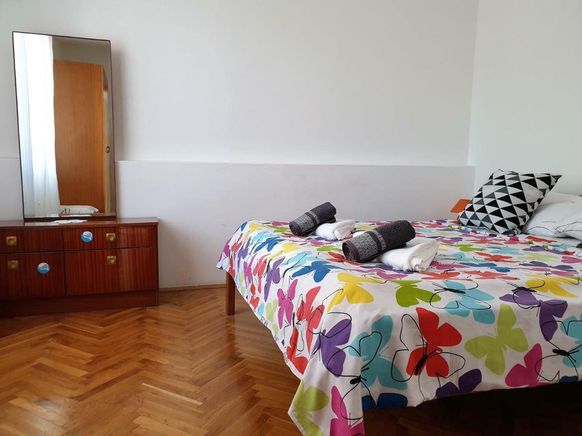 Guest House Miro Novalja Exteriér fotografie
