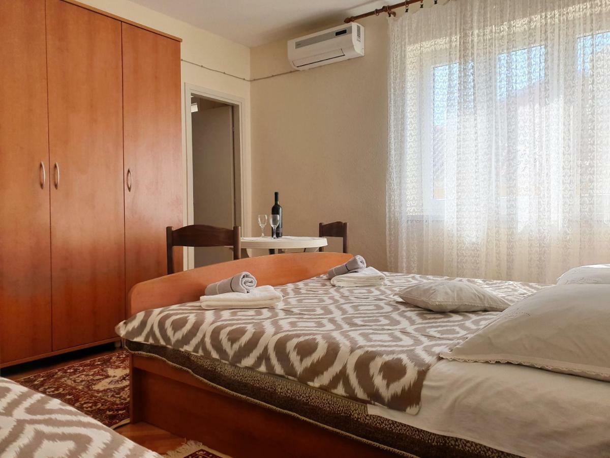 Guest House Miro Novalja Exteriér fotografie
